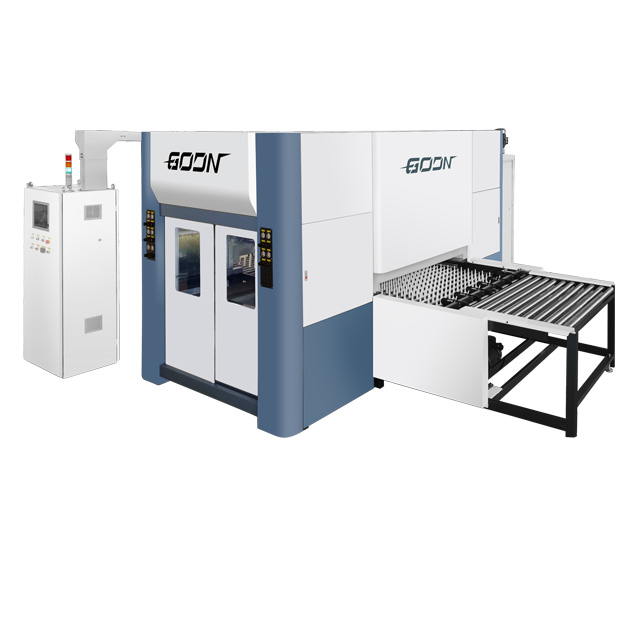 Auto spraying machine with rod conveyor